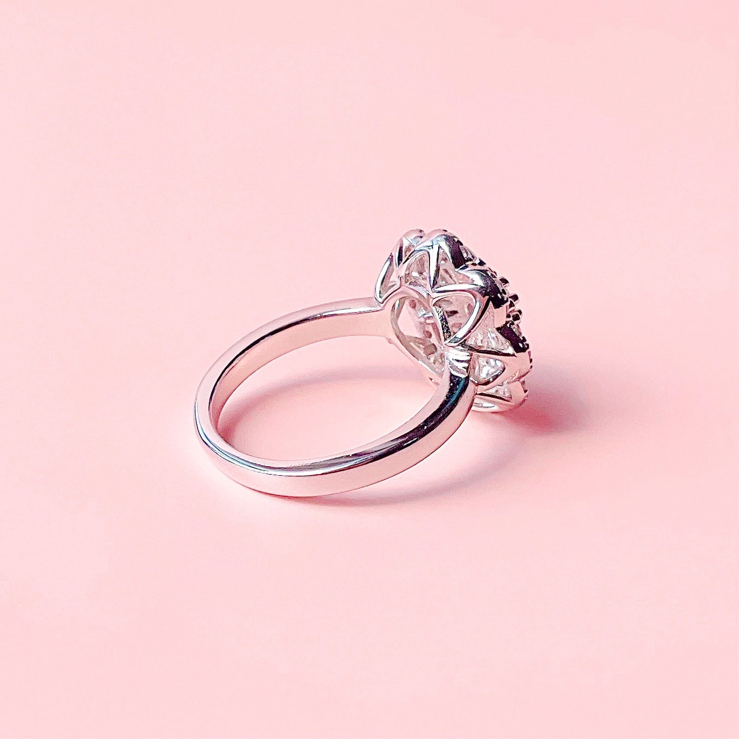 Bloom ring