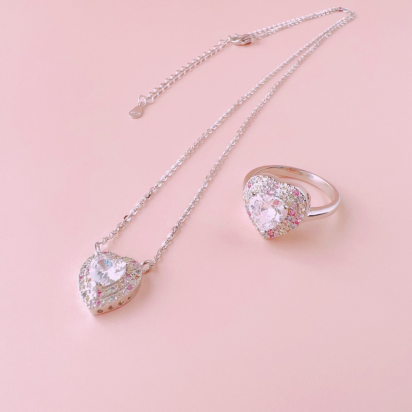Milo necklace