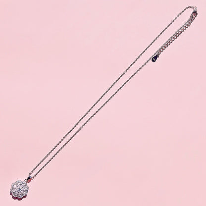 Bloom necklace