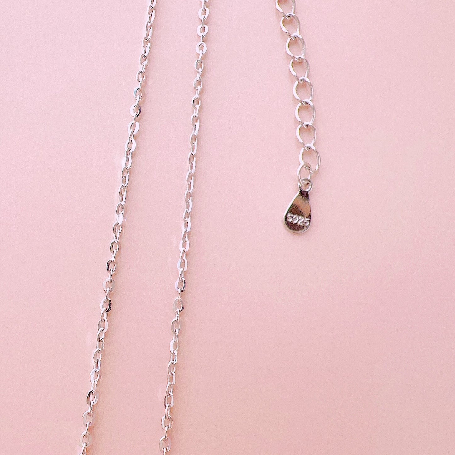 Milo necklace