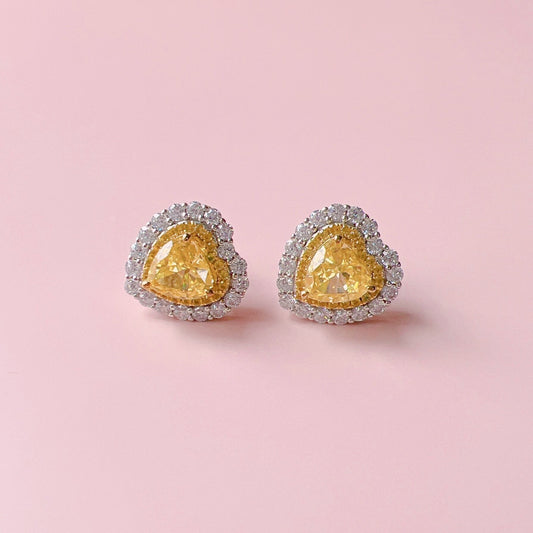 kitty pierce♡yellow